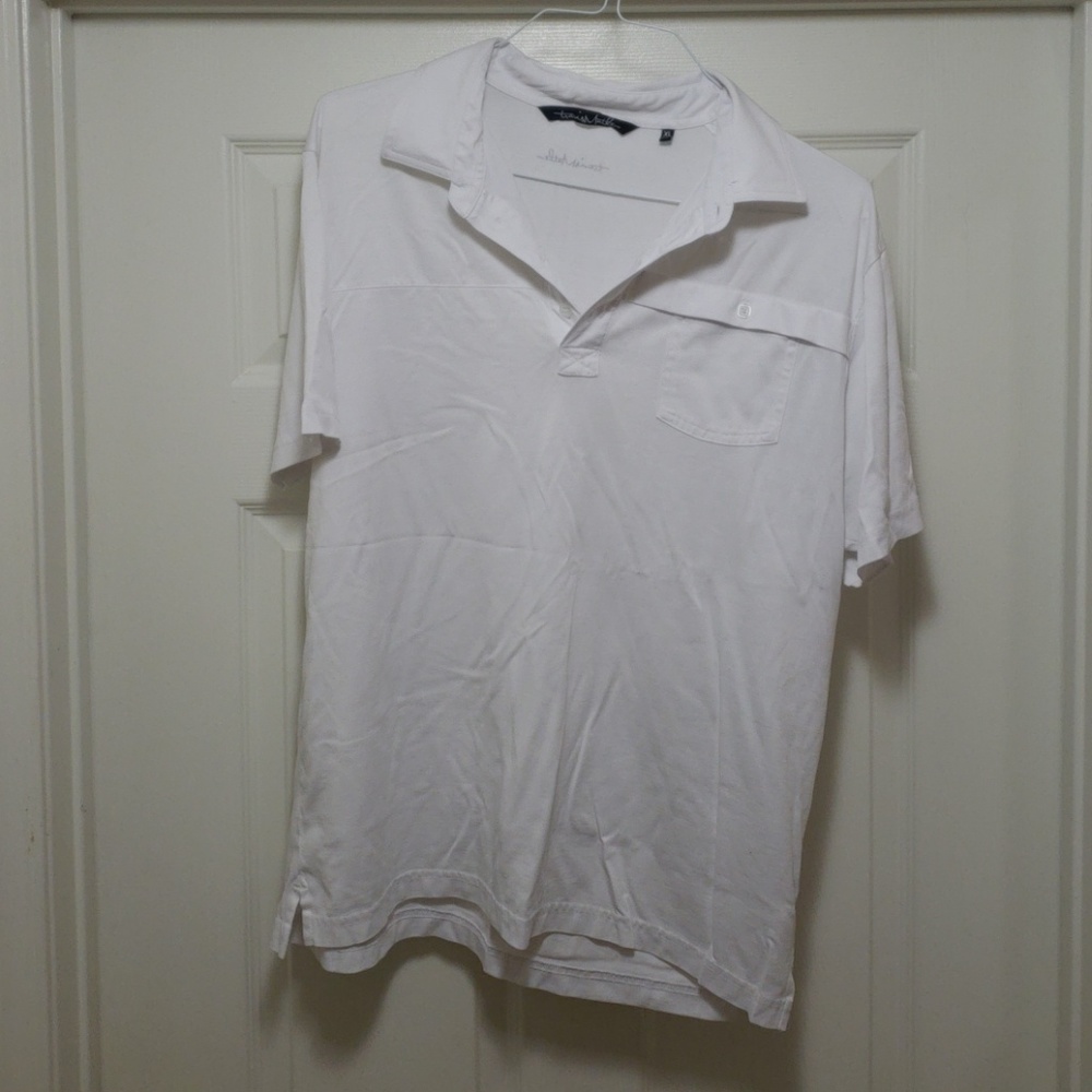Travis Matthews golf shirt. XL